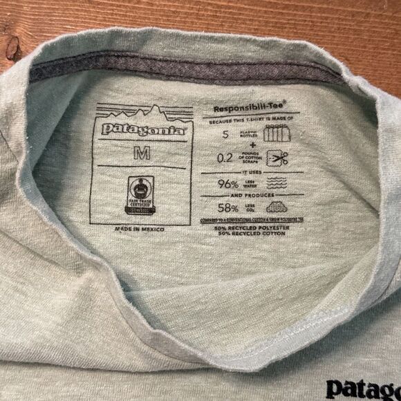 Patagonia Shirt Womens Medium Green‎ P-6 Logo Responsibili-Tee Short Sleeve - Picture 4 of 5